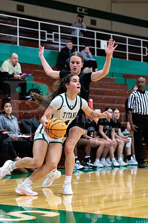 Boylan Girls Varsity Basketball vs Kaneland 12-29-2025-0421