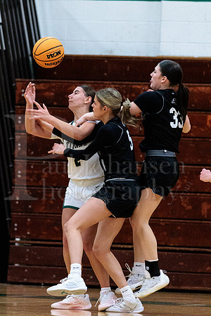 Boylan Girls Varsity Basketball vs Kaneland 12-29-2025-0653