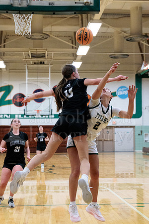 Boylan Girls Varsity Basketball vs Kaneland 12-29-2025-0819