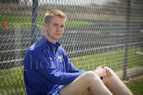 Nick Monkemeyer Senior Images 4-17-2016-0229