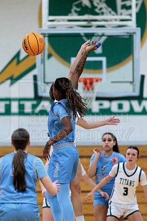 Boylan Girls Varsity Basketball vs Guilford 1-9-2026-0007