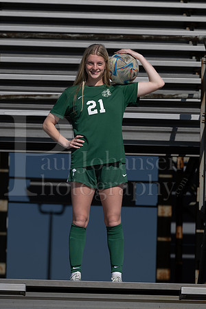 Boylan Varsity Girls Soccer Team and Senior Shoot 4-25-2024-0208