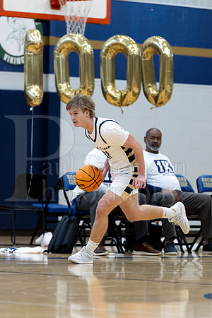 Rockford Christian Boys Varsity Basketball vs Lutheran 1-26-2026-0245