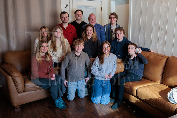 Flynn Family Portraits 2-1-2026-0021