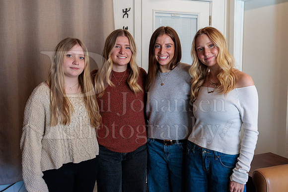 Flynn Family Portraits 2-1-2026-0083