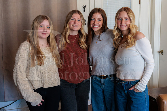Flynn Family Portraits 2-1-2026-0093