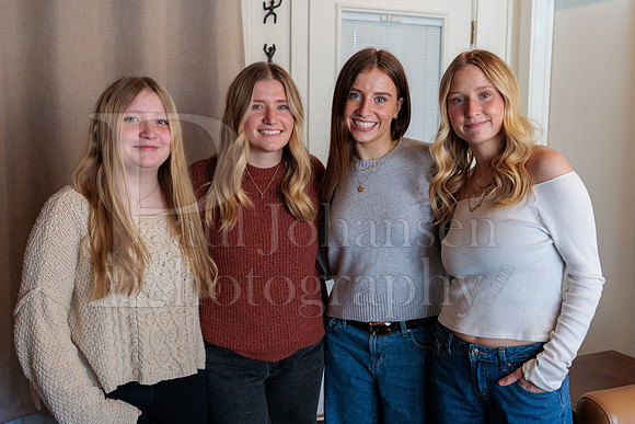 Flynn Family Portraits 2-1-2026-0100