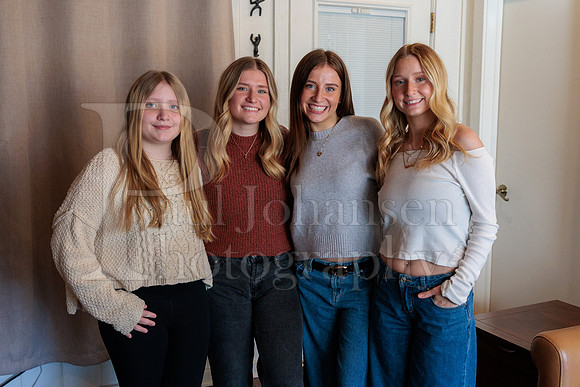 Flynn Family Portraits 2-1-2026-0104