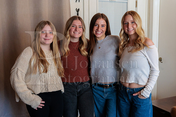 Flynn Family Portraits 2-1-2026-0105
