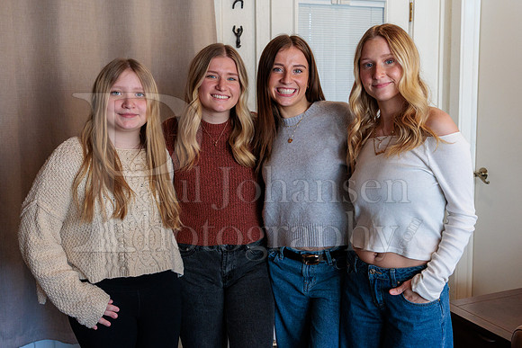 Flynn Family Portraits 2-1-2026-0107