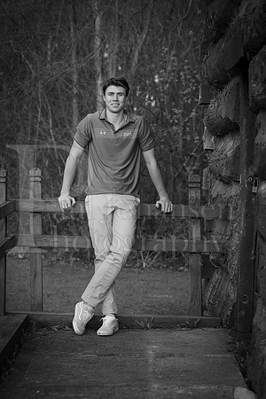 Nolan Brauns Senior Images 5-4-2022-0375
