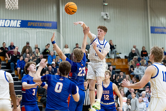 Rockford Christian Boys Varsity Basketball vs Geona Kingston 2-26-2025-0833