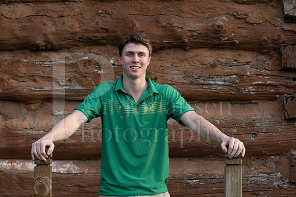 Nolan Brauns Senior Images 5-4-2022-0388