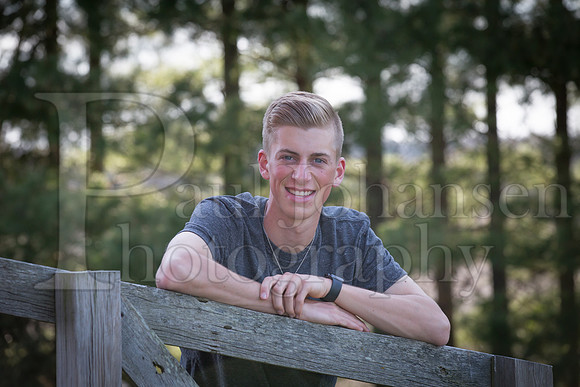 Bramdon Ancona  Senior Images 4-17-2016-0127