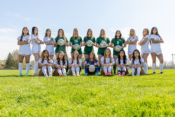 Boylan Varsity Girls Soccer Team and Senior Shoot 4-25-2024-0015