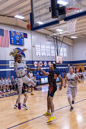 Rockford Christian Boys Varsity Basketball vs Winnebago 11-25-2024-0125