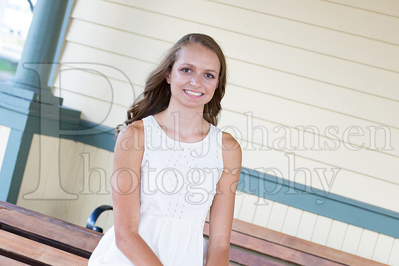 Caroline Gander Senior Images 8-11-2015-0003