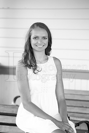 Caroline Gander Senior Images 8-11-2015-0006