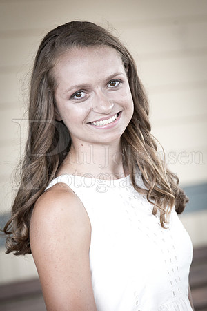 Caroline Gander Senior Images 8-11-2015-0019-2