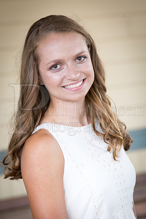 Caroline Gander Senior Images 8-11-2015-0019