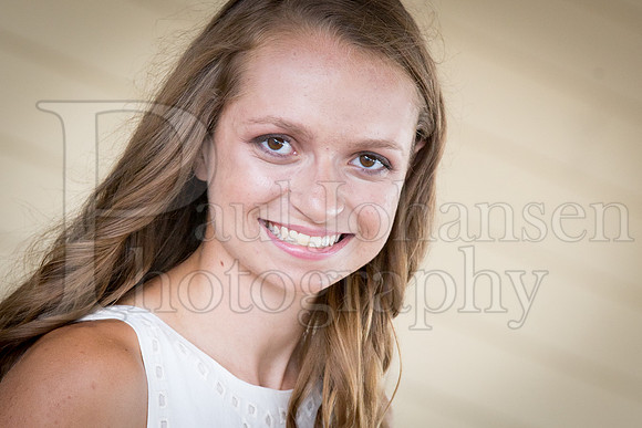 Caroline Gander Senior Images 8-11-2015-0020