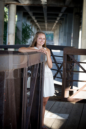 Caroline Gander Senior Images 8-11-2015-0047