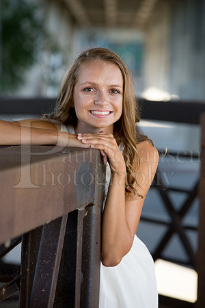 Caroline Gander Senior Images 8-11-2015-0052