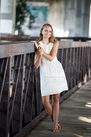 Caroline Gander Senior Images 8-11-2015-0070
