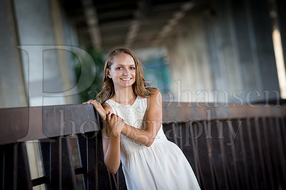Caroline Gander Senior Images 8-11-2015-0071