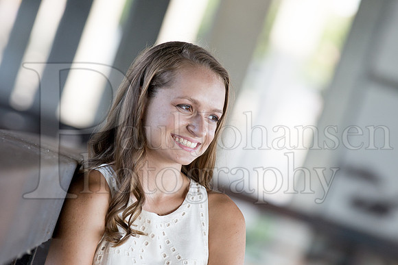 Caroline Gander Senior Images 8-11-2015-0078