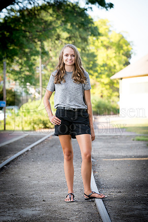 Caroline Gander Senior Images 8-11-2015-0111