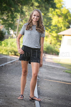 Caroline Gander Senior Images 8-11-2015-0112