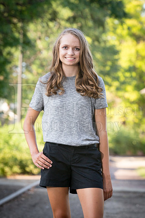 Caroline Gander Senior Images 8-11-2015-0113
