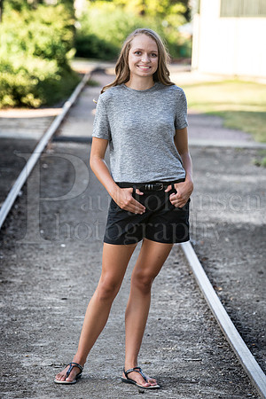 Caroline Gander Senior Images 8-11-2015-0127
