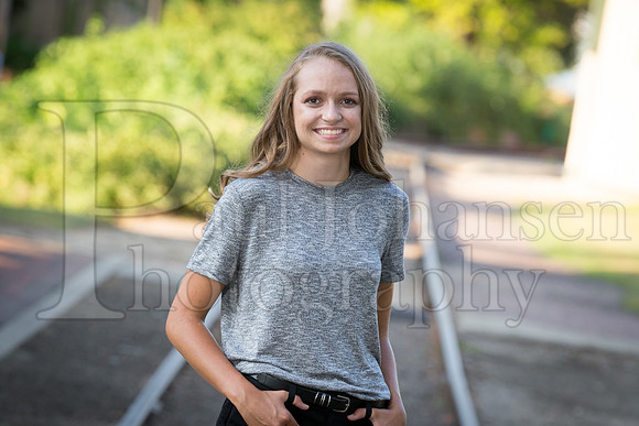 Caroline Gander Senior Images 8-11-2015-0135