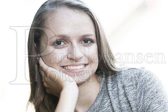 Caroline Gander Senior Images 8-11-2015-0159