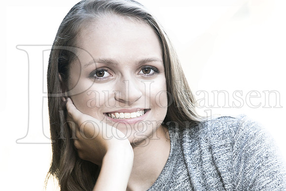 Caroline Gander Senior Images 8-11-2015-0159_pp