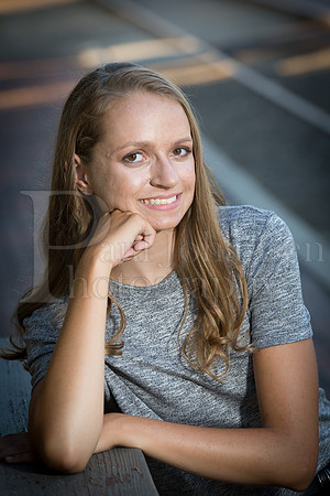 Caroline Gander Senior Images 8-11-2015-0171