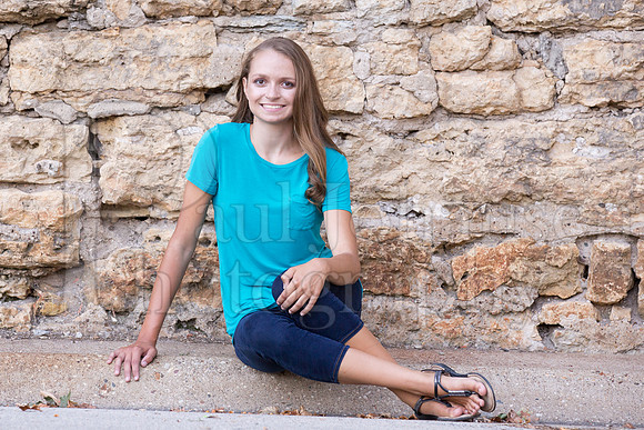 Caroline Gander Senior Images 8-11-2015-0188