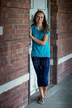 Caroline Gander Senior Images 8-11-2015-0212