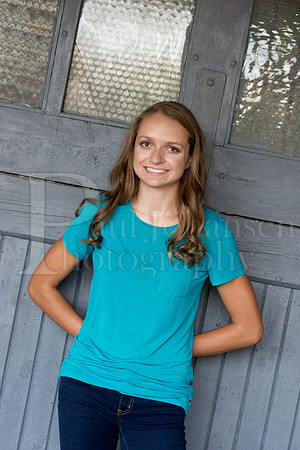 Caroline Gander Senior Images 8-11-2015-0226