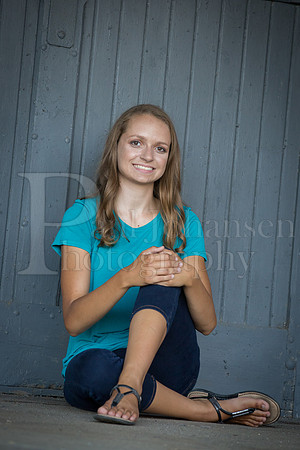 Caroline Gander Senior Images 8-11-2015-0240