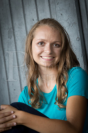 Caroline Gander Senior Images 8-11-2015-0256