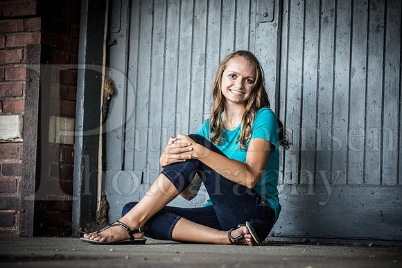 Caroline Gander Senior Images 8-11-2015-0257