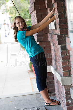 Caroline Gander Senior Images 8-11-2015-0265