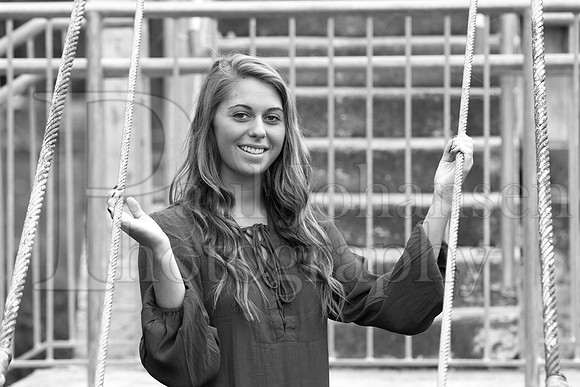 Anna Sharp Senior Images 10-12-2015-10048