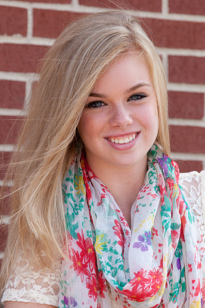 Julia Brun Senior Images -7791