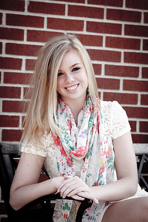 Julia Brun Senior Images -7795