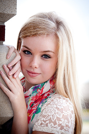 Julia Brun Senior Images -7816