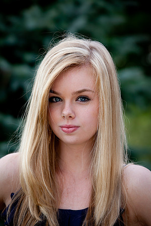 Julia Brun Senior Images -7834